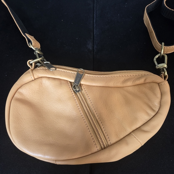 AmeriBag 8" Leather Baglett - Picture 5 of 11